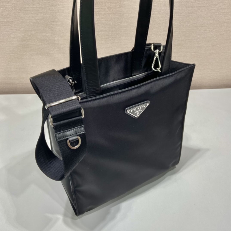 Pra*a tote bags